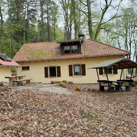Waldhaus Edelweiss *